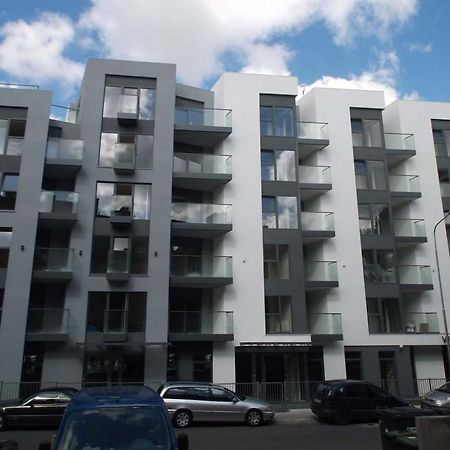 Super-Apartamenty VIP Poznan Bagian luar foto