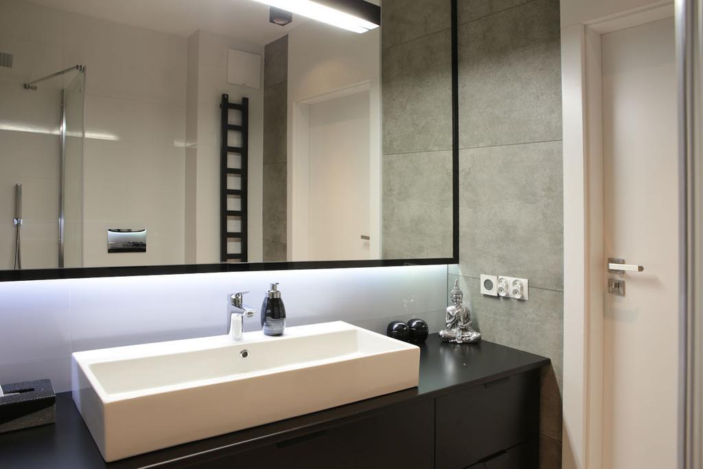 Super-Apartamenty VIP Poznan Bagian luar foto